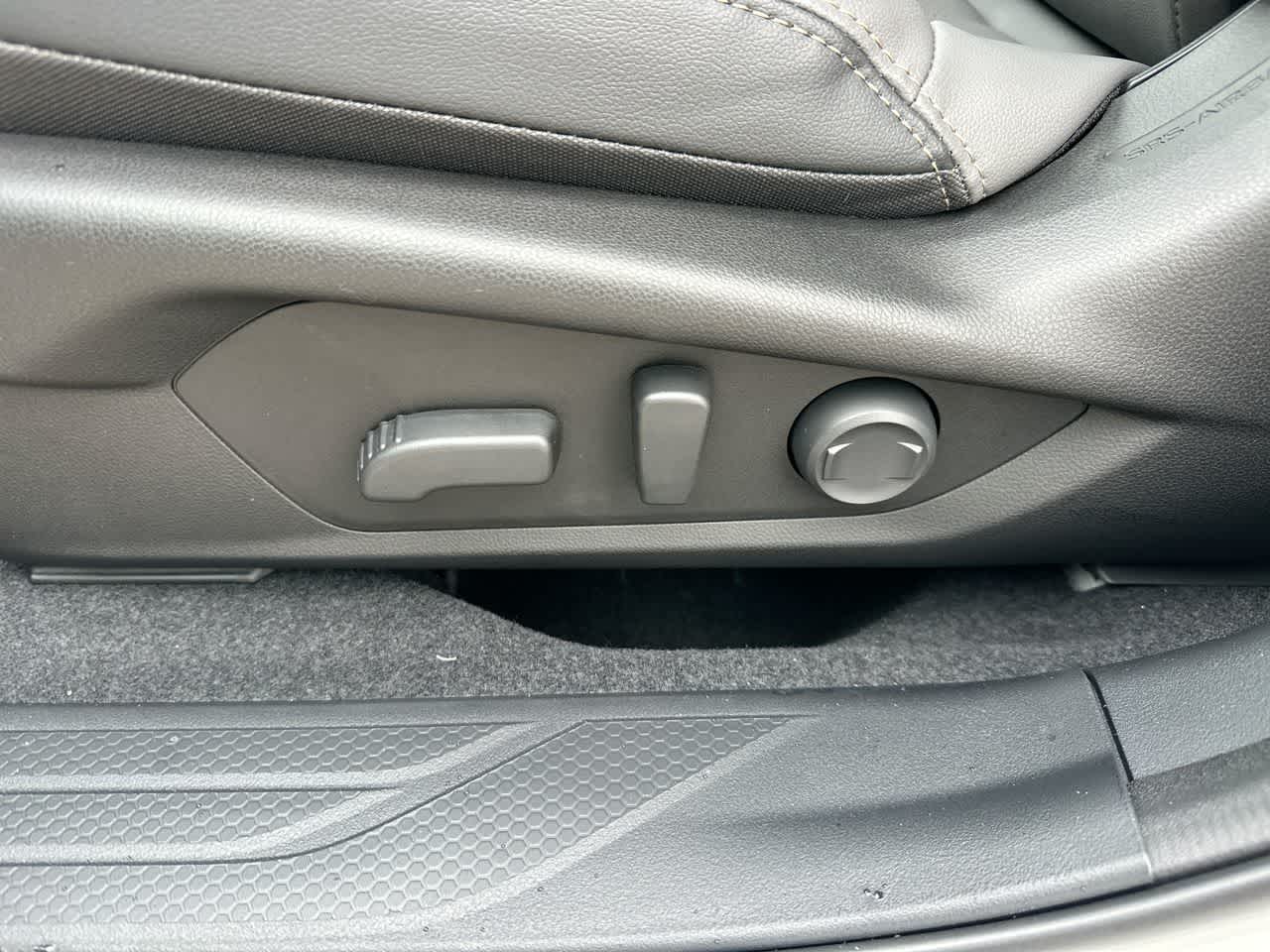 Thumbnail: 2026 Subaru Outback - 21