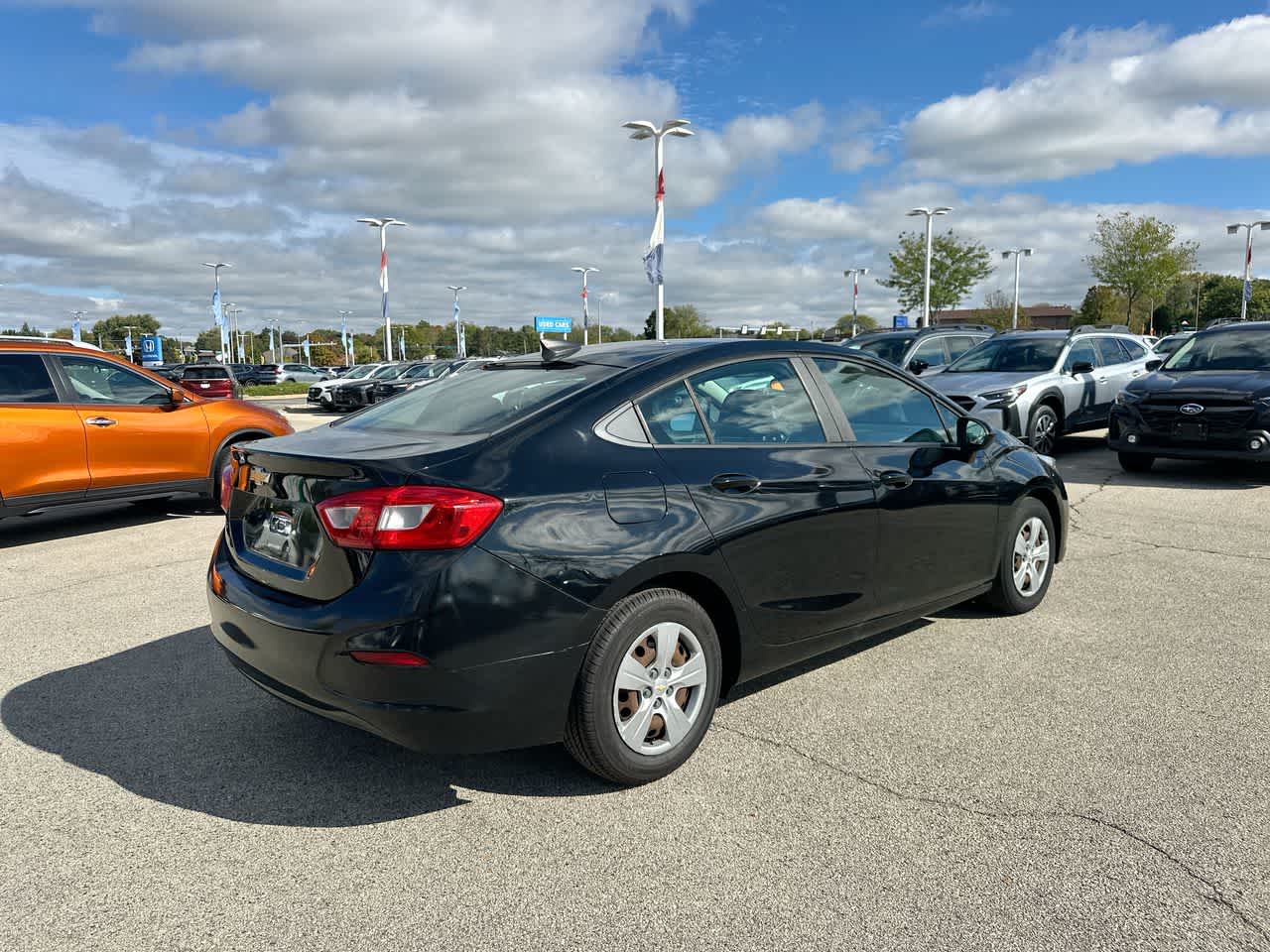 Thumbnail: 2016 Chevrolet Cruze - 13