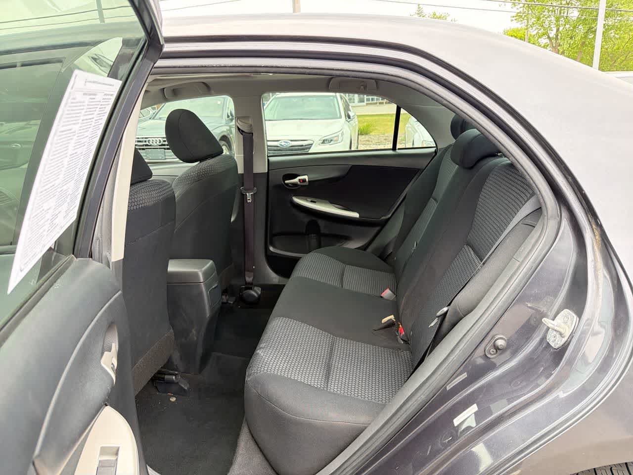 Thumbnail: 2009 Toyota Corolla - 25