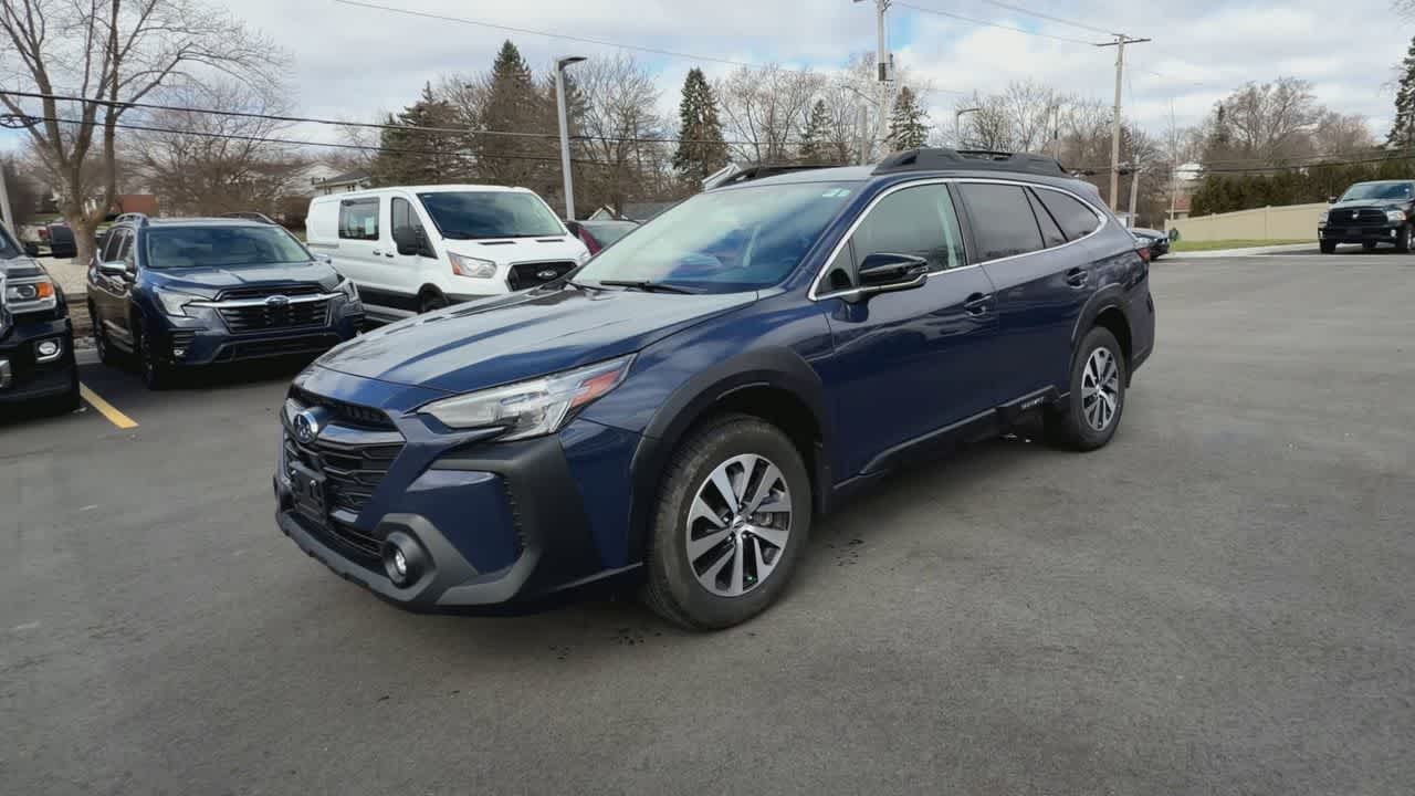 Thumbnail: 2025 Subaru Outback - 4
