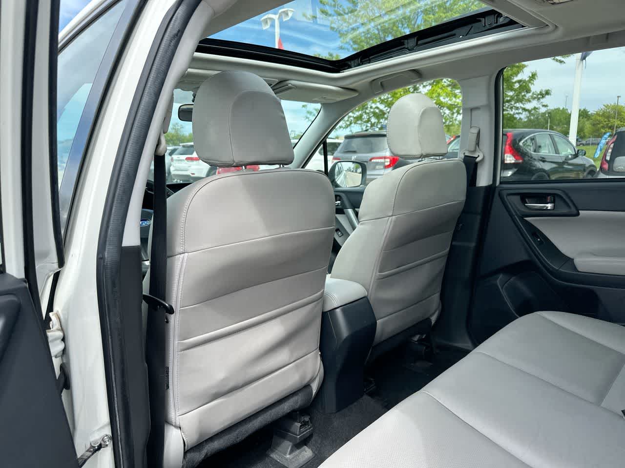 2015 Subaru Forester Limited 23