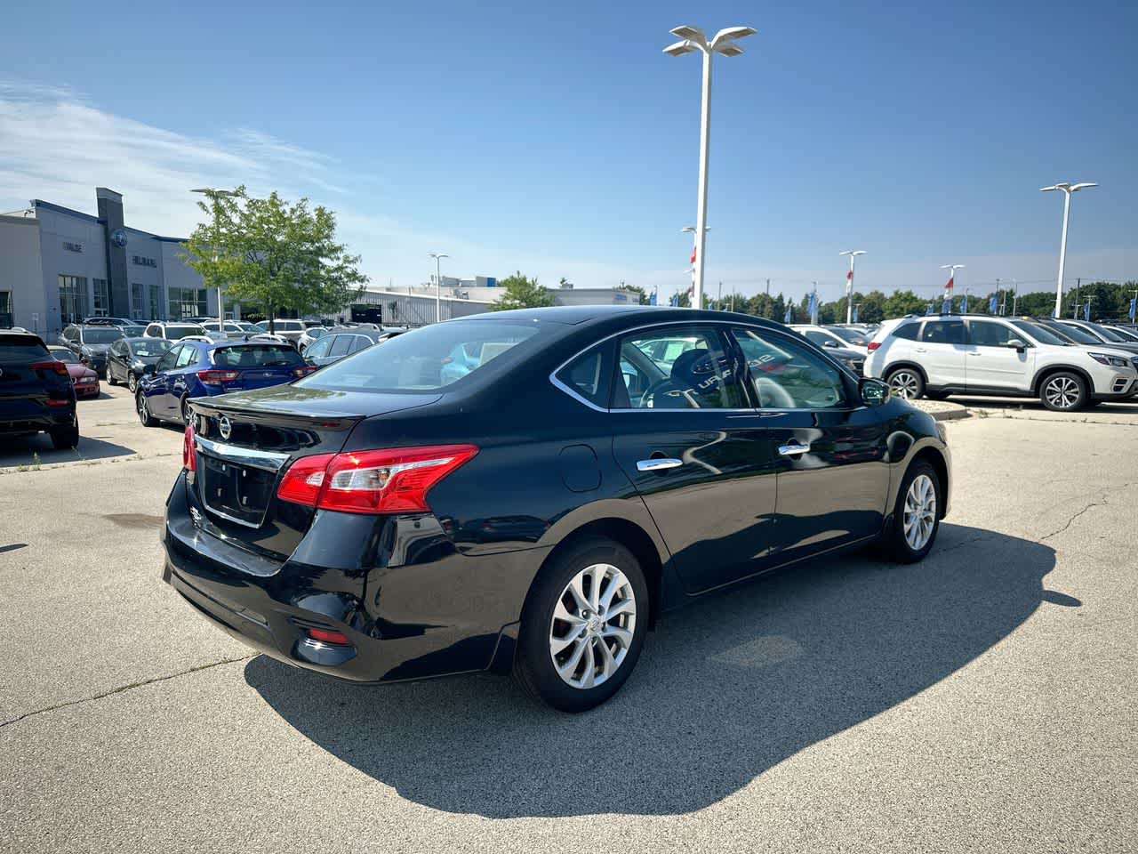 Thumbnail: 2017 Nissan Sentra - 13