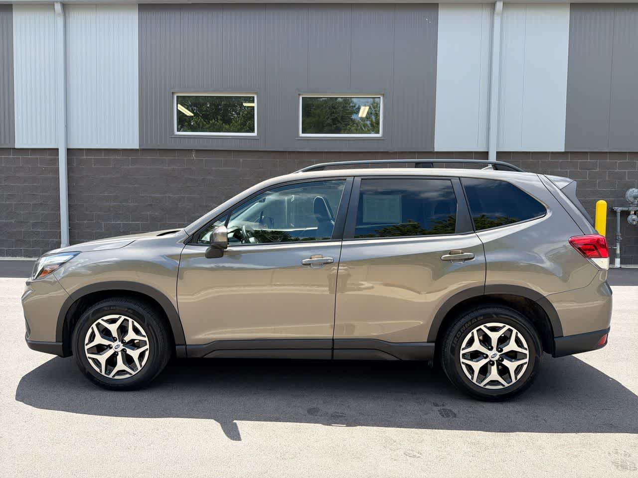 Thumbnail: 2020 Subaru Forester - 9