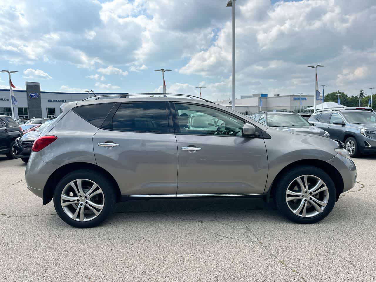 Thumbnail: 2010 Nissan Murano - 14