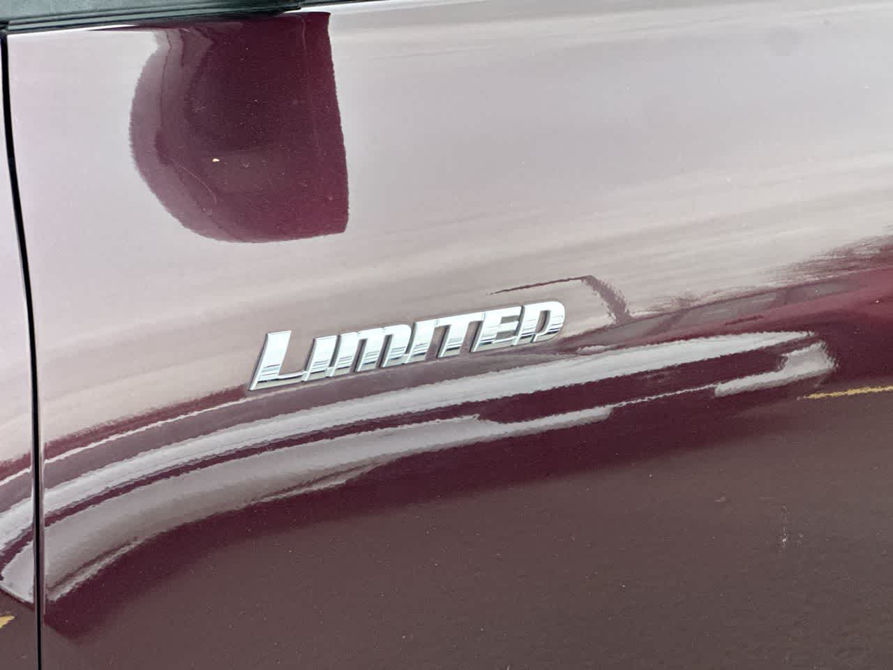 Thumbnail: 2013 Toyota Highlander - 18