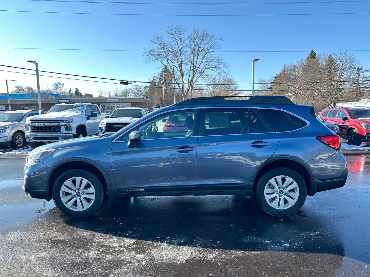 Thumbnail: 2018 Subaru Outback - 10