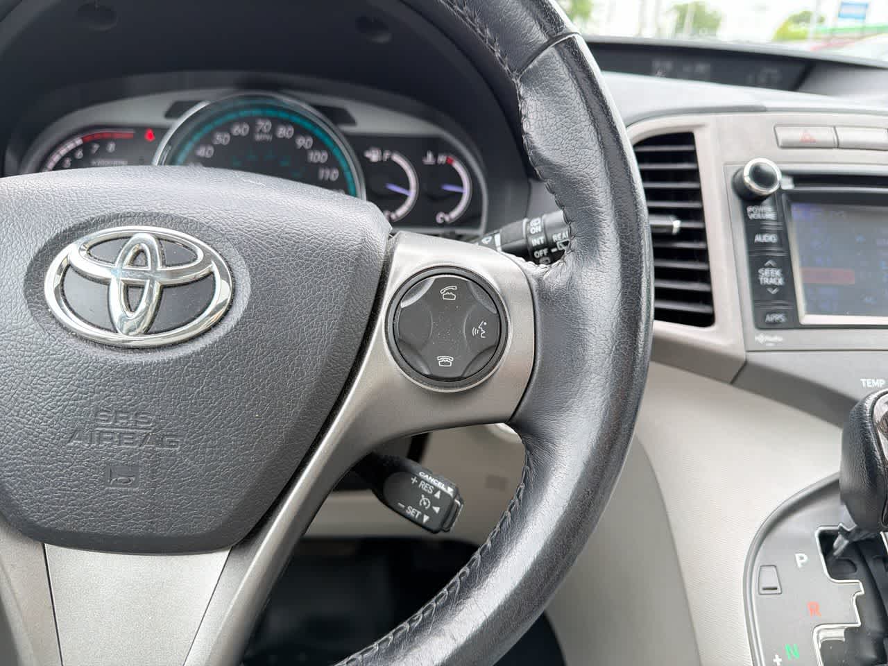 Thumbnail: 2014 Toyota Venza - 30