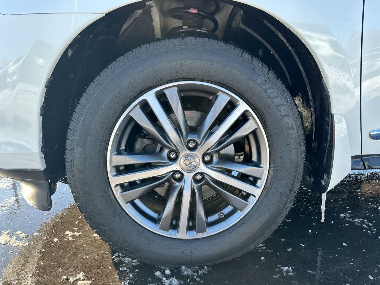 Thumbnail: 2017 INFINITI QX60 - 19