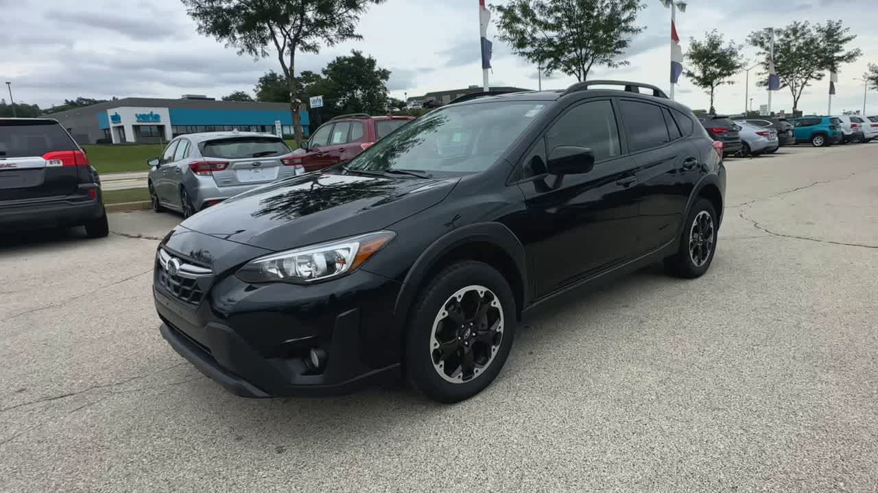 2023 Subaru Crosstrek Premium photo 2
