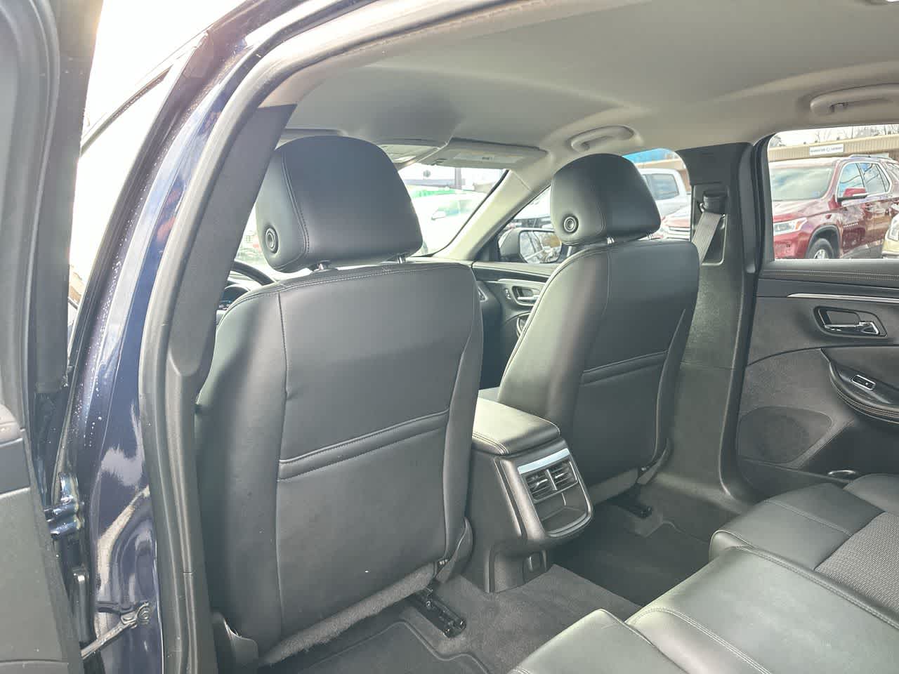 Thumbnail: 2017 Chevrolet Impala - 23