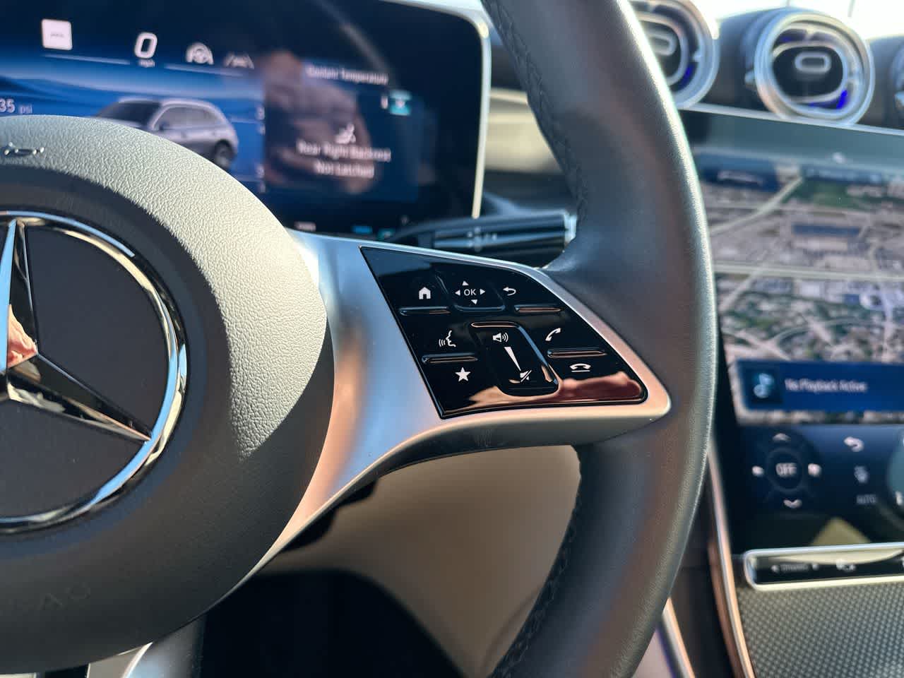 Thumbnail: 2025 Mercedes-Benz GLC - 30