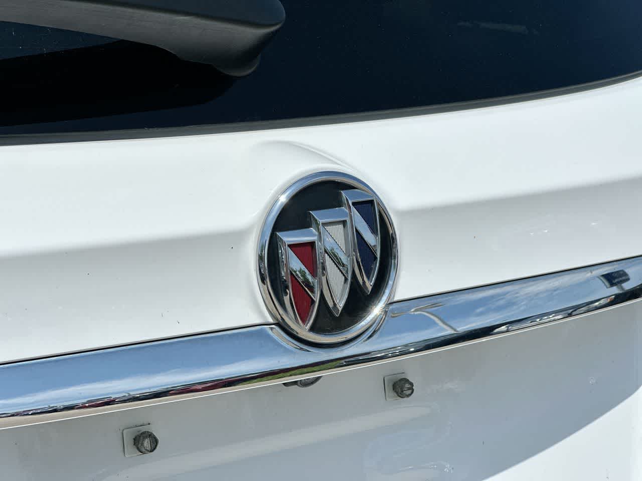 Thumbnail: 2019 Buick Encore - 17