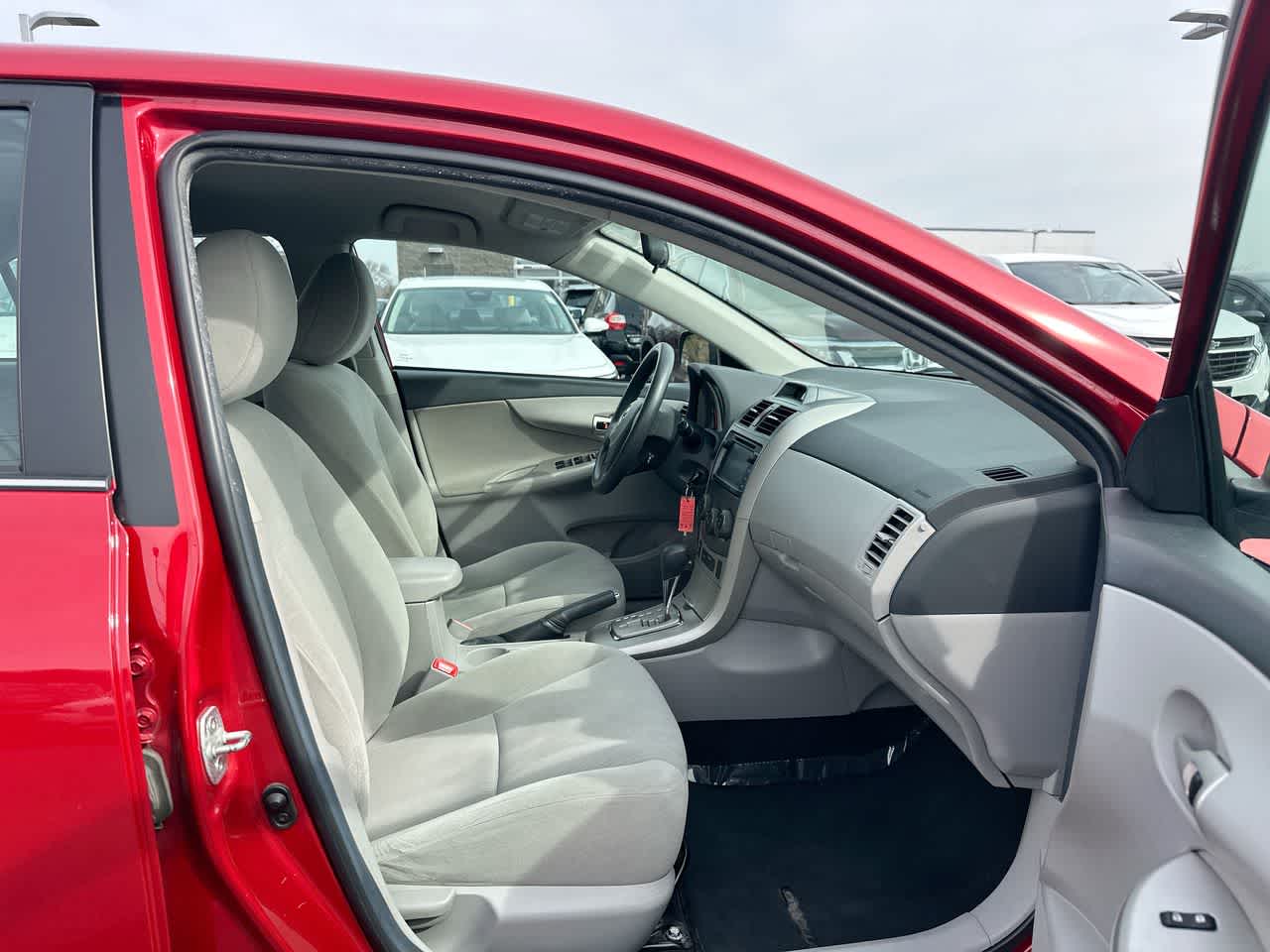 Thumbnail: 2013 Toyota Corolla - 26