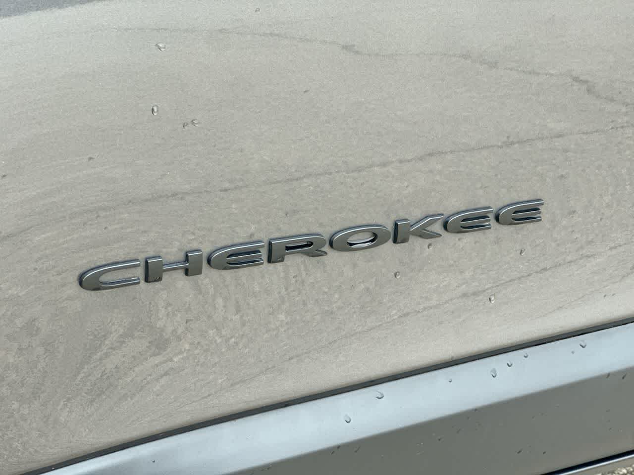 Thumbnail: 2016 Jeep Cherokee - 18