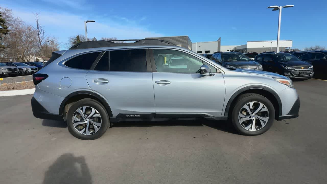 Thumbnail: 2021 Subaru Outback - 9