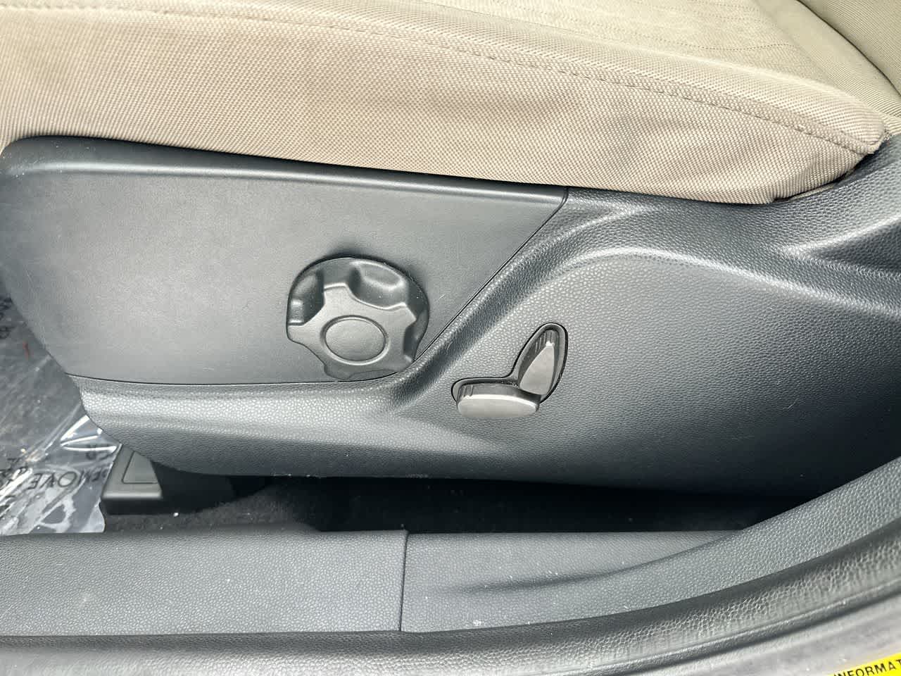 Thumbnail: 2019 Ford EcoSport - 22