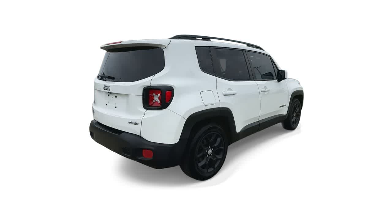 Thumbnail: 2016 Jeep Renegade - 8