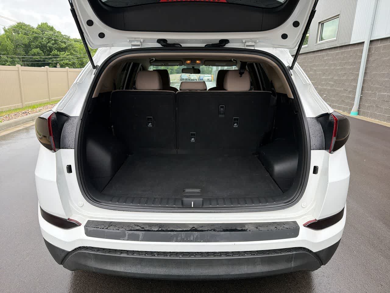 Thumbnail: 2017 Hyundai Tucson - 33