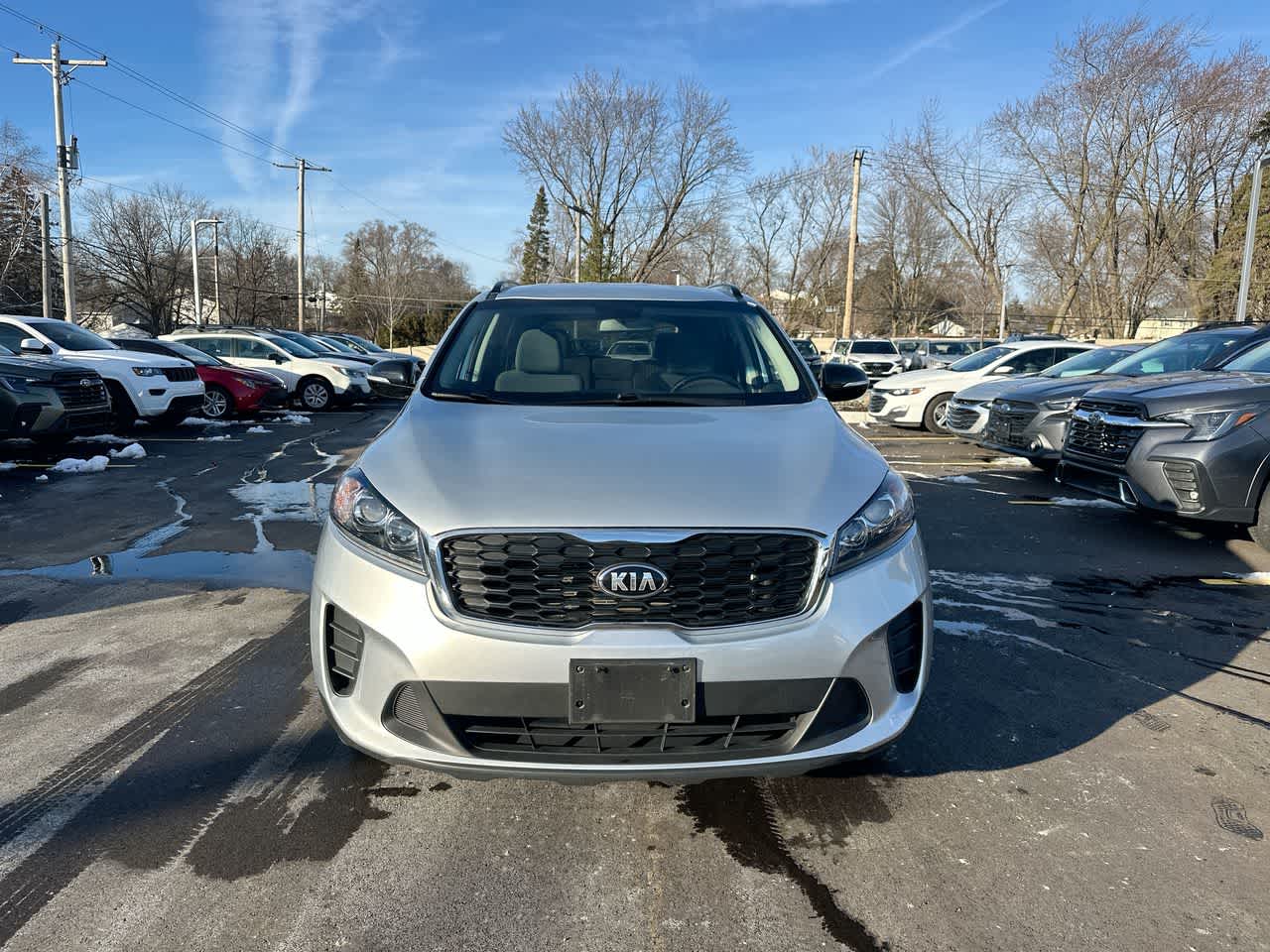 Thumbnail: 2019 Kia Sorento - 16