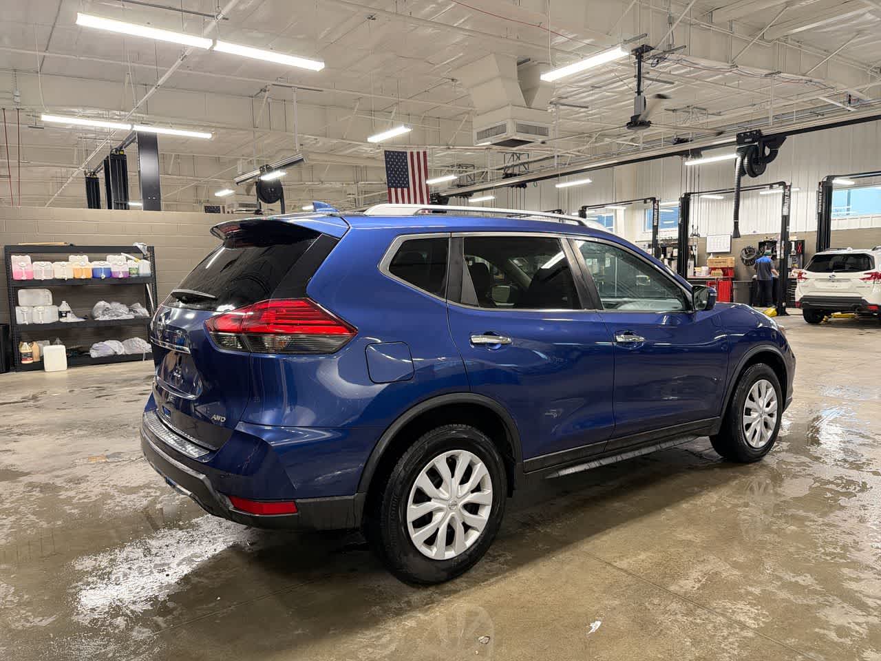 Thumbnail: 2017 Nissan Rogue - 13