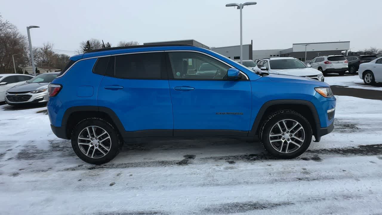 Thumbnail: 2018 Jeep Compass - 9