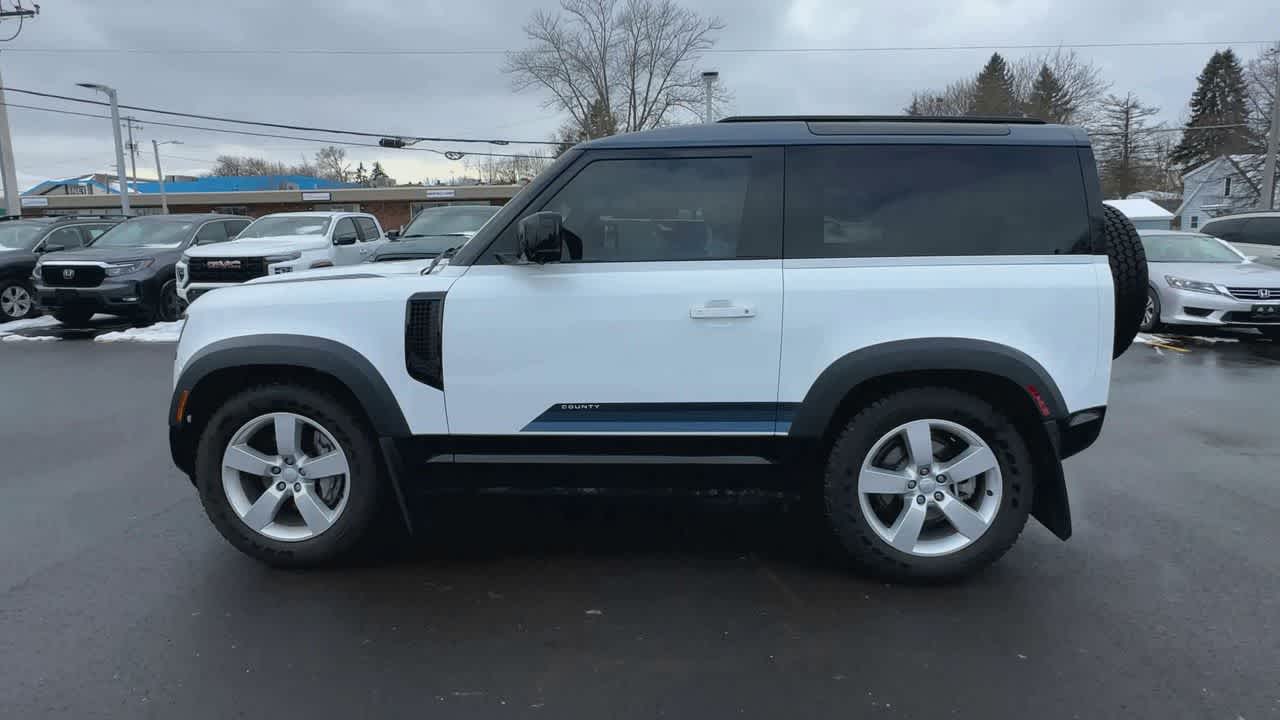 Thumbnail: 2025 Land Rover Defender - 5