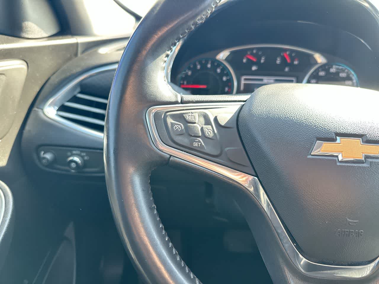 Thumbnail: 2017 Chevrolet Malibu - 29