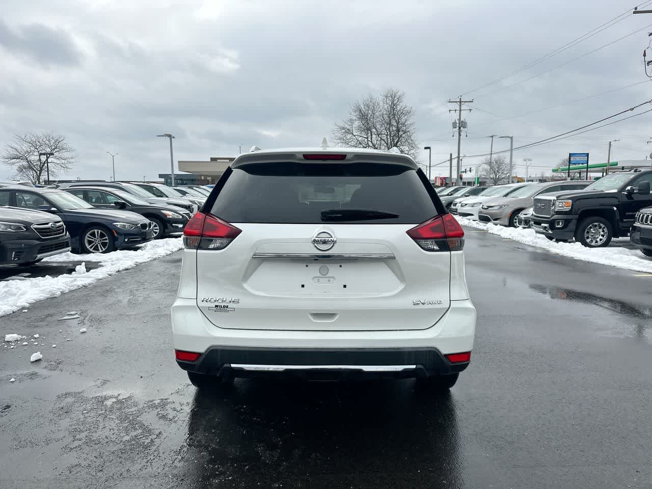 Thumbnail: 2018 Nissan Rogue - 12