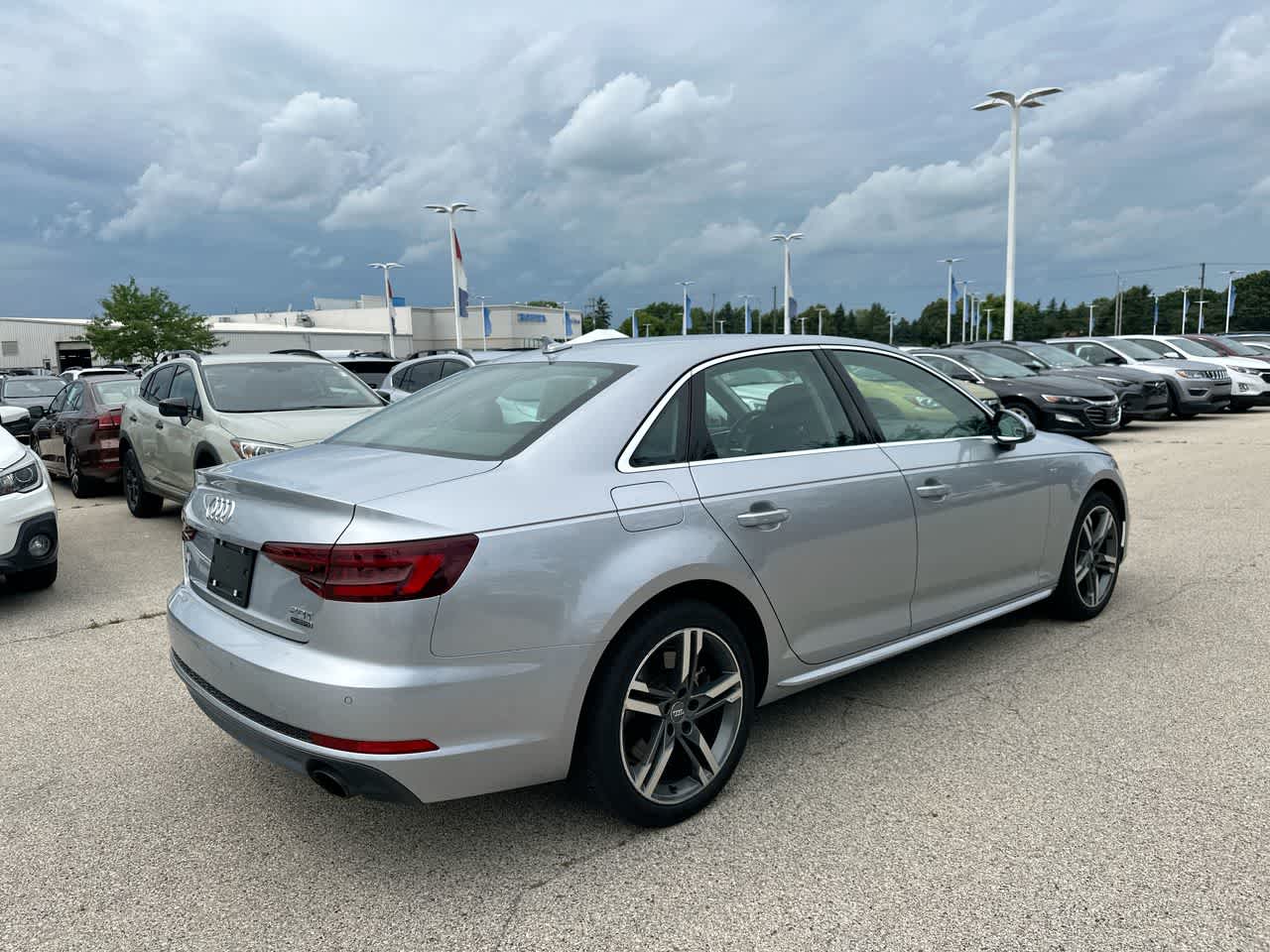 Thumbnail: 2018 Audi A4 - 13