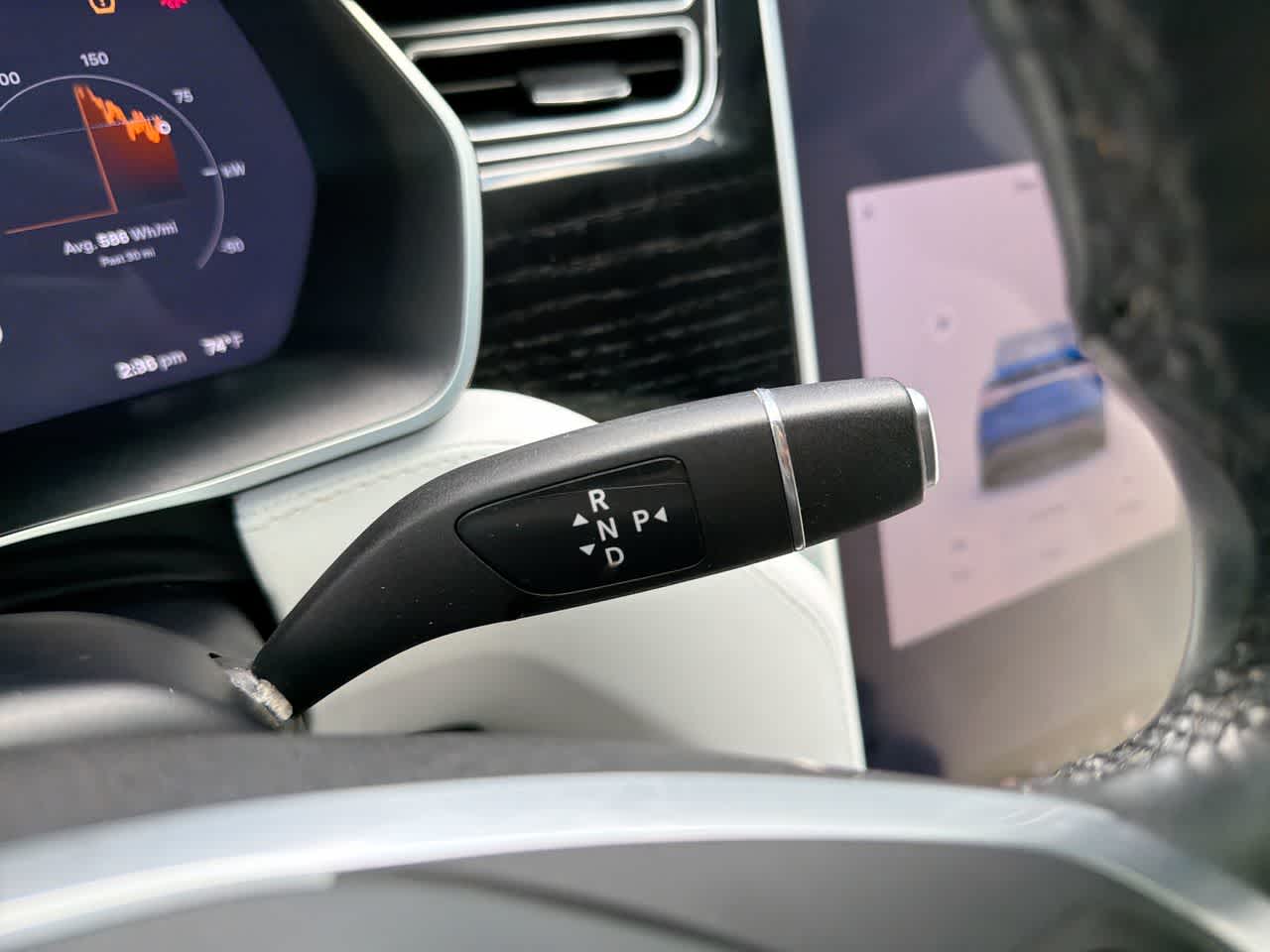 Thumbnail: 2017 Tesla Model X - 32