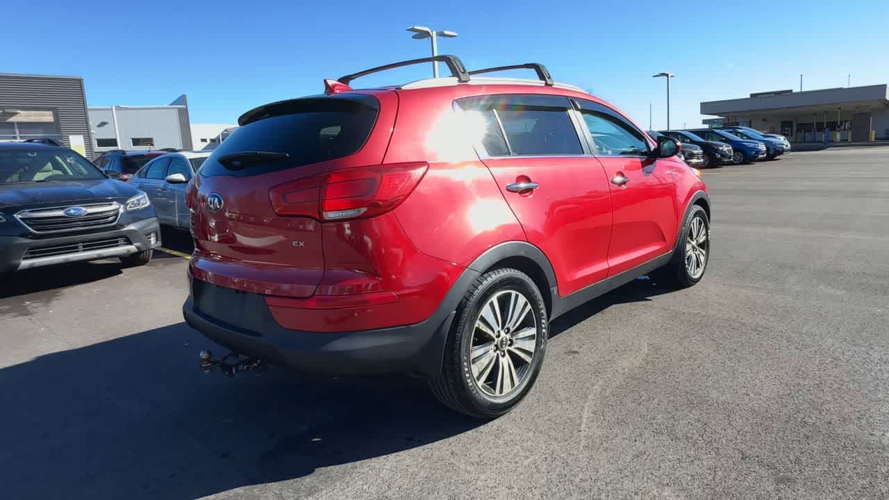 Thumbnail: 2015 Kia Sportage - 8