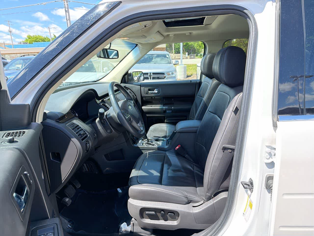Thumbnail: 2019 Ford Flex - 21