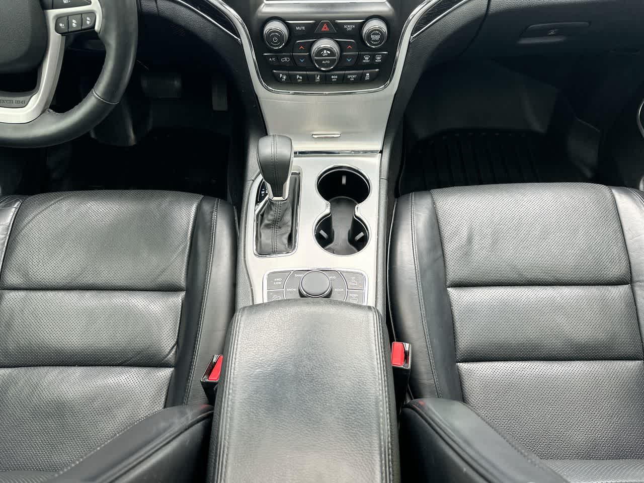 Thumbnail: 2018 Jeep Grand Cherokee - 31