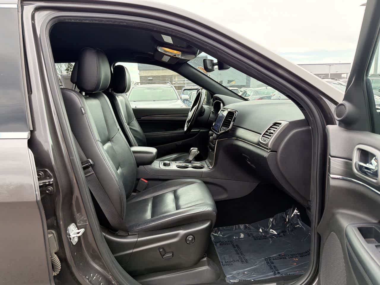 Thumbnail: 2019 Jeep Grand Cherokee - 27