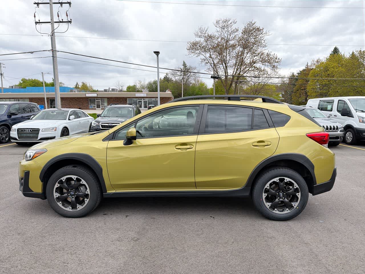 Thumbnail: 2023 Subaru Crosstrek - 10