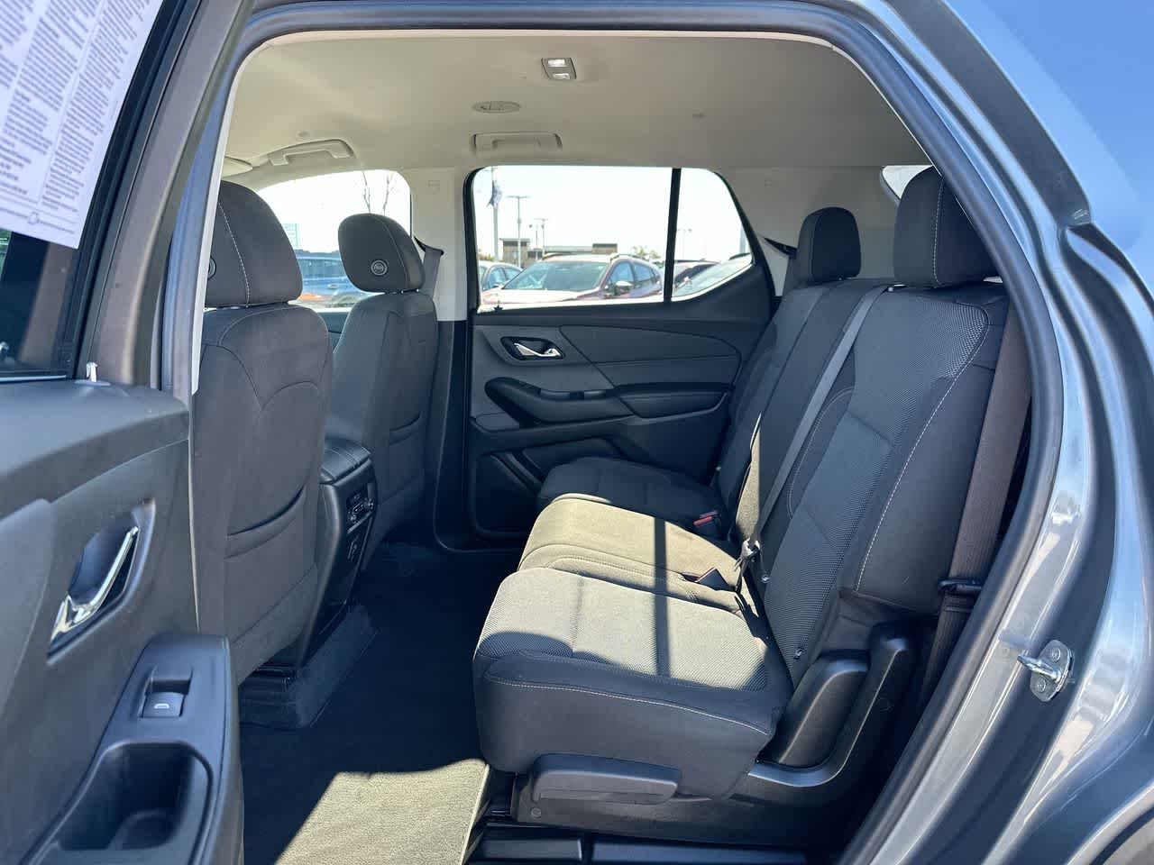 Thumbnail: 2020 Chevrolet Traverse - 24