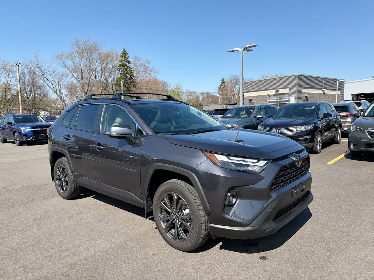 Thumbnail: 2025 Toyota RAV4 - 15