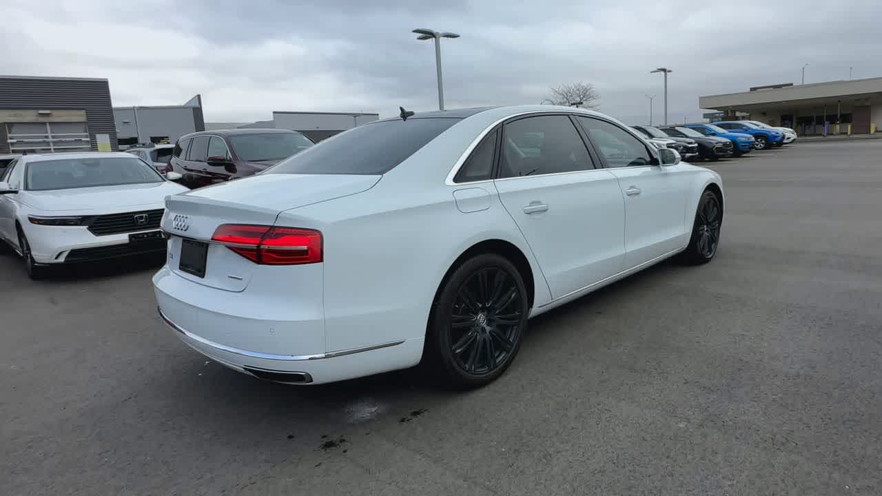 Thumbnail: 2015 Audi A8 - 8