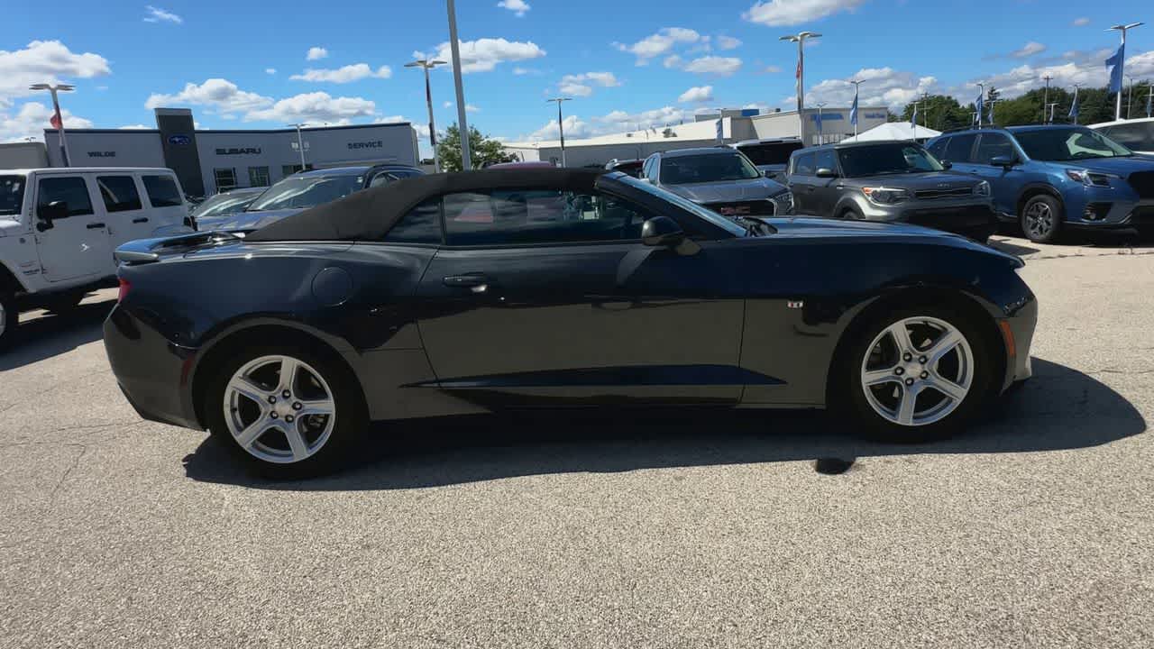 Thumbnail: 2017 Chevrolet Camaro - 9