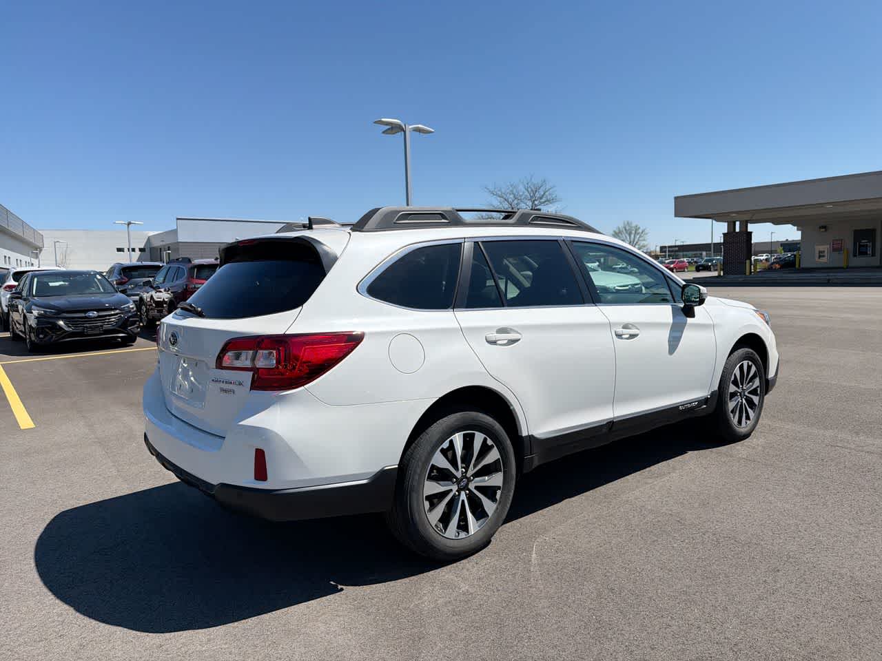 Thumbnail: 2017 Subaru Outback - 13