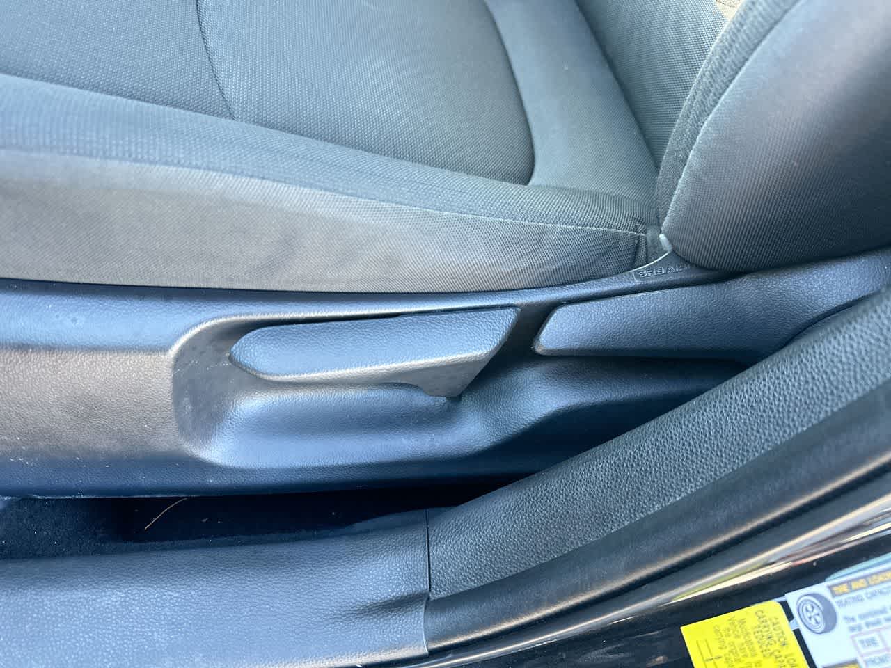 Thumbnail: 2022 Toyota Corolla - 22