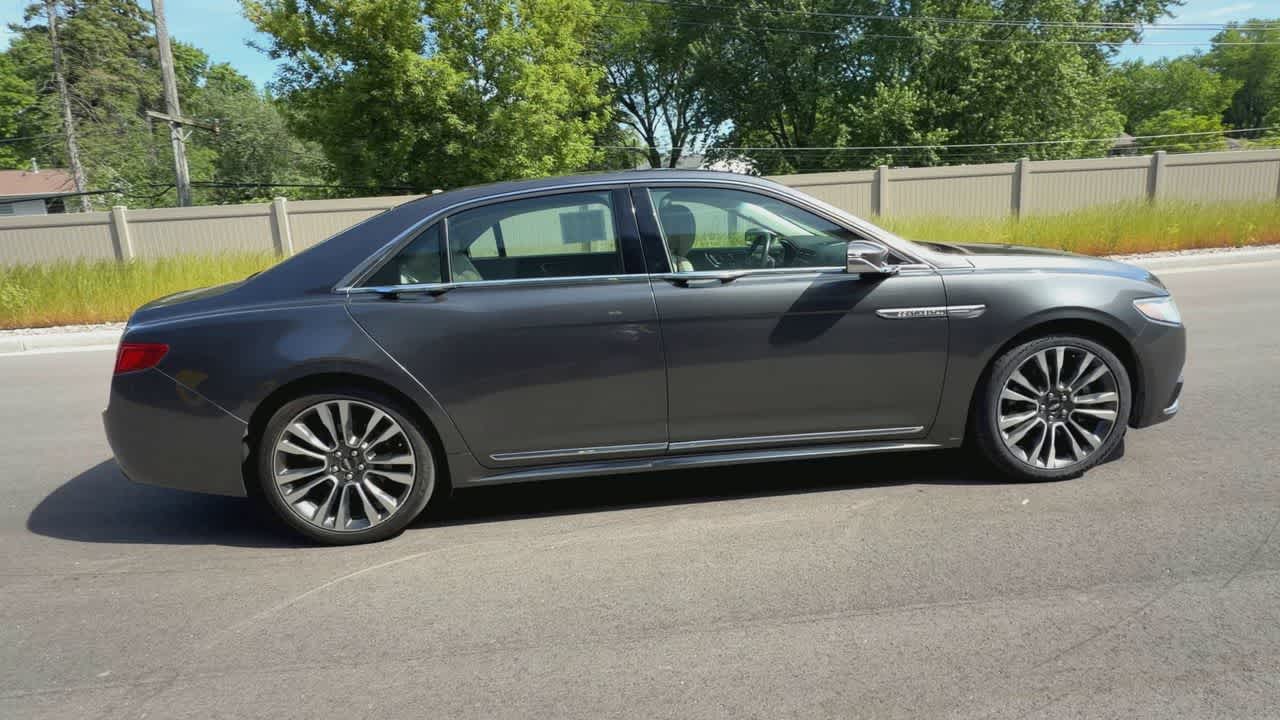 Thumbnail: 2017 Lincoln Continental - 9