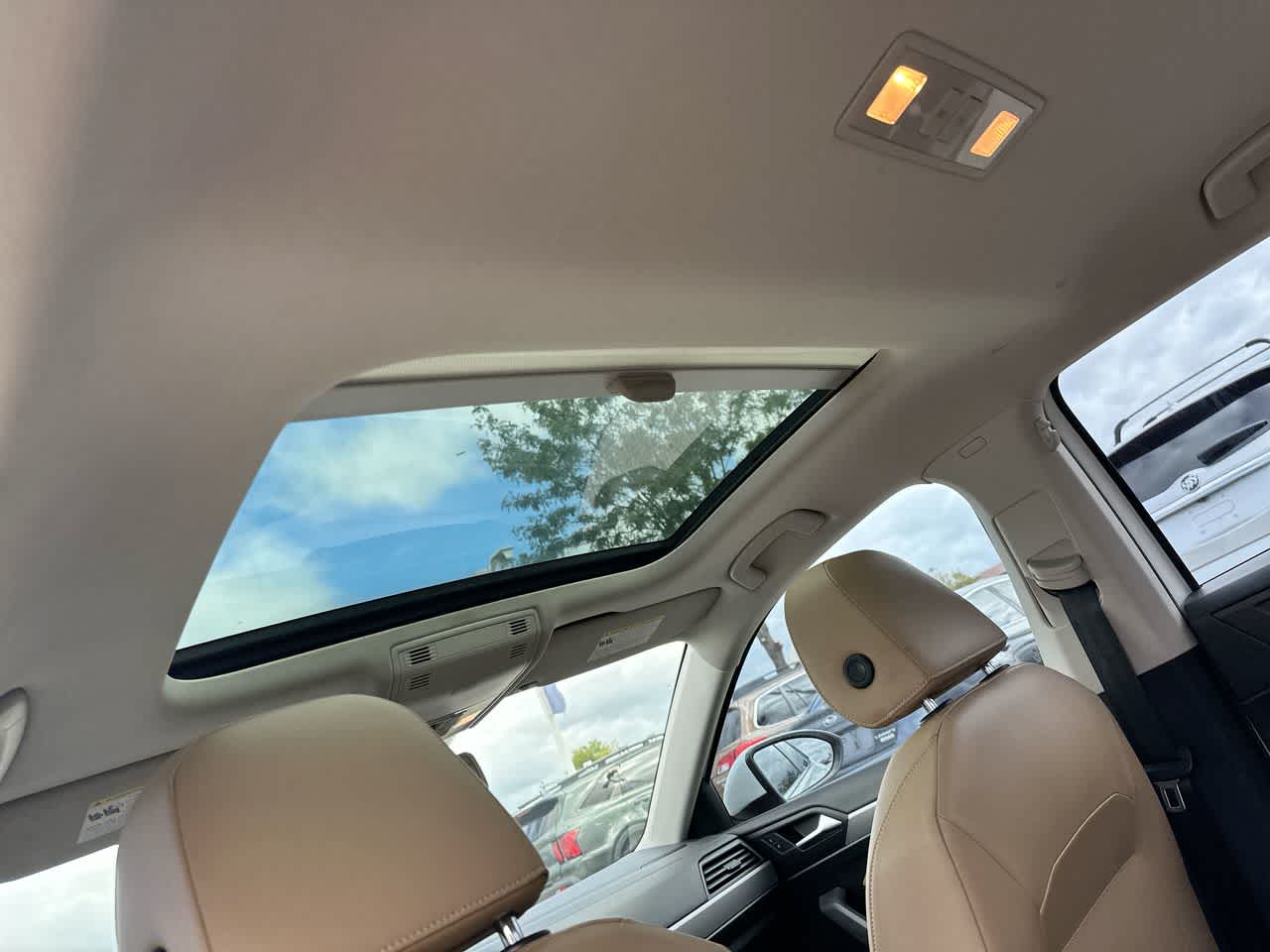 Thumbnail: 2019 Volkswagen Jetta - 24