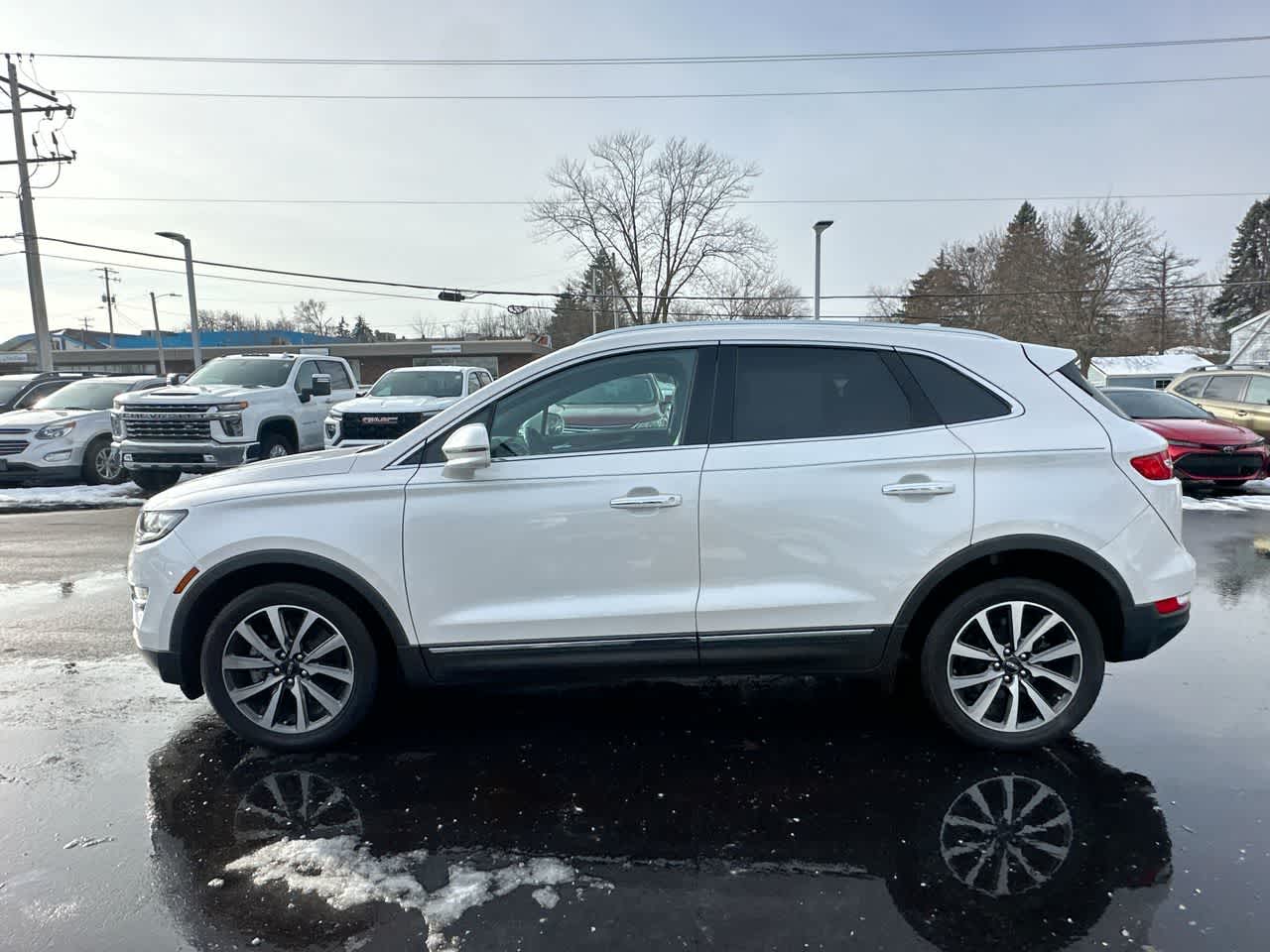 Thumbnail: 2019 Lincoln MKC - 10