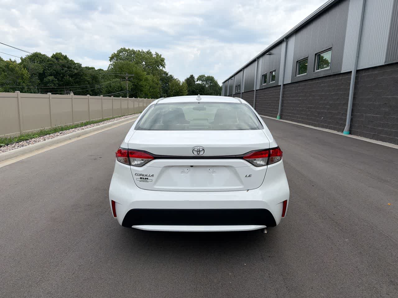 2021 Toyota Corolla LE - Photo 12