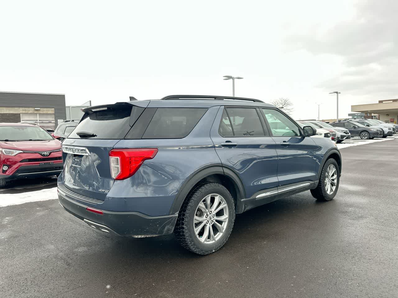 Thumbnail: 2021 Ford Explorer - 13