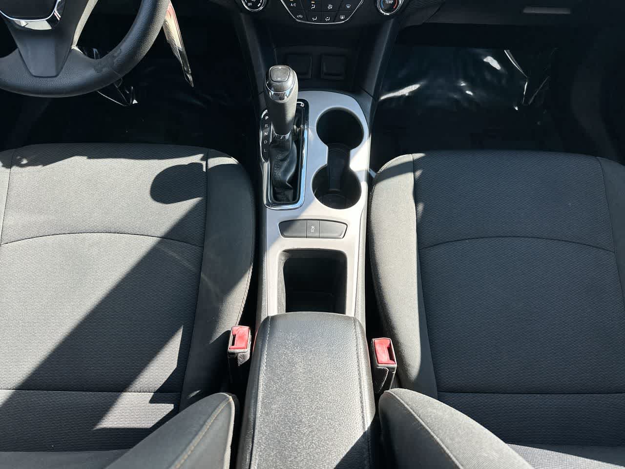 Thumbnail: 2016 Chevrolet Cruze - 28