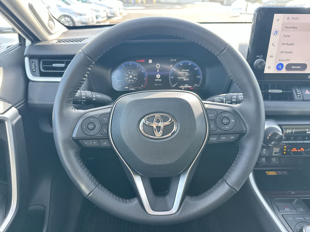 Thumbnail: 2024 Toyota RAV4 - 28