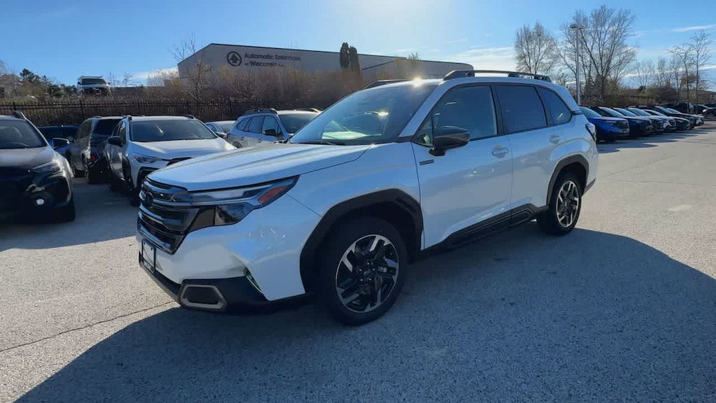 New 2025 Subaru Forester Hybrid Limited SUV