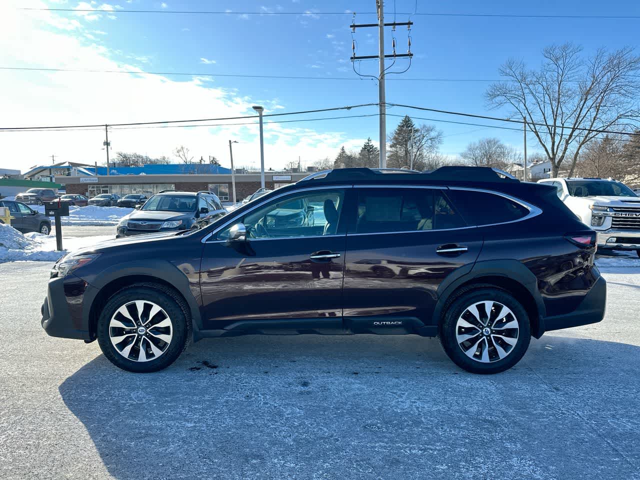 Thumbnail: 2023 Subaru Outback - 10